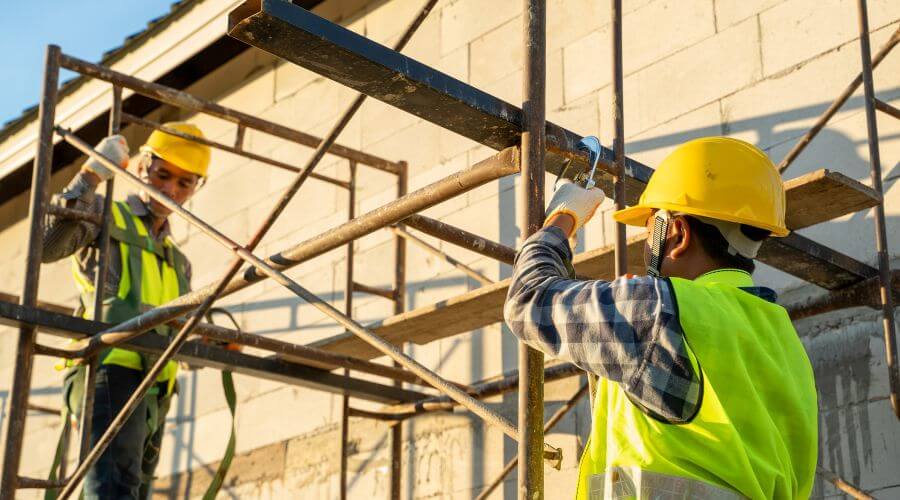 Expert Emergency Roof Repairs services in Poseyville, IN